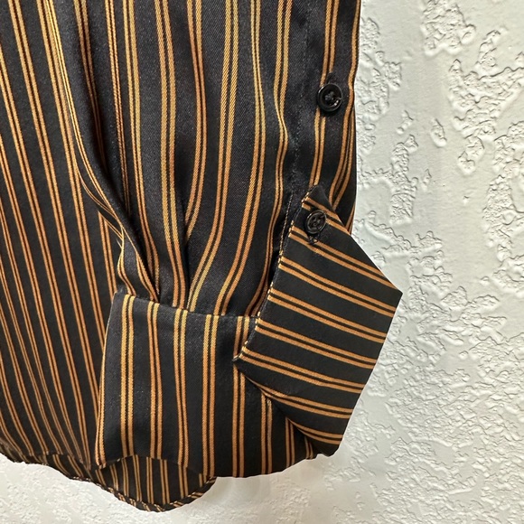 Zara Woman Cuffed shirt - Picture 2 of 5